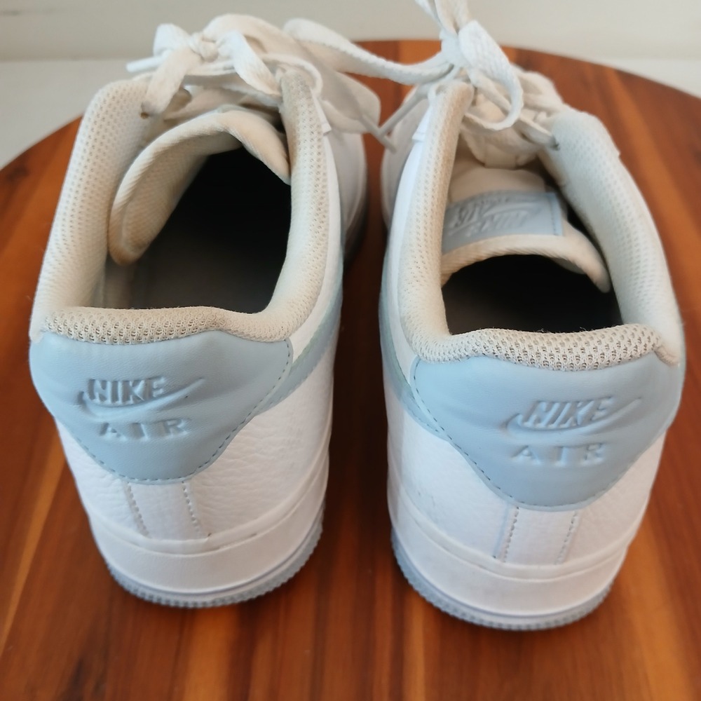 Nike Air Force 1 Low Womens 7.5 White Light Armory Blue Sneakers AH0287-104 - Picture 4 of 9